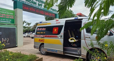 Ba bảo vệ bệnh viện bị sa thải vì 'cư xử không đúng mực' với bệnh nhân Ba bảo vệ bệnh viện bị sa thải vì 'cư xử không đúng mực' với bệnh nhân